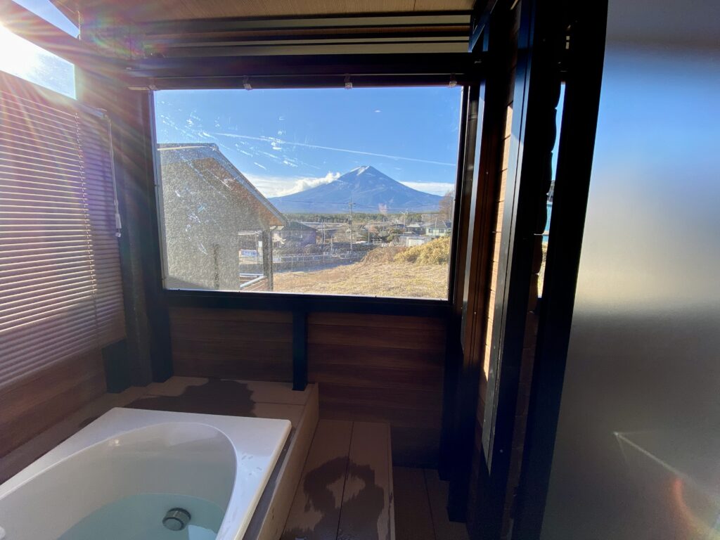 風呂から見える富士山