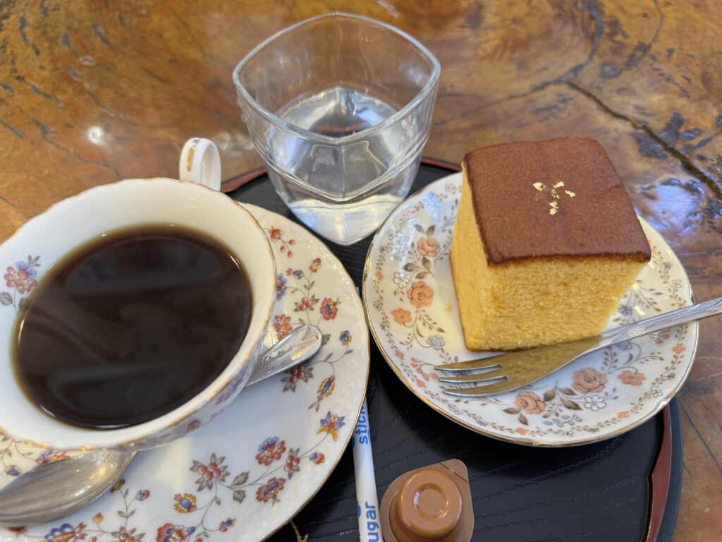 湯西川温泉　なすや物産店　日光カステラセット