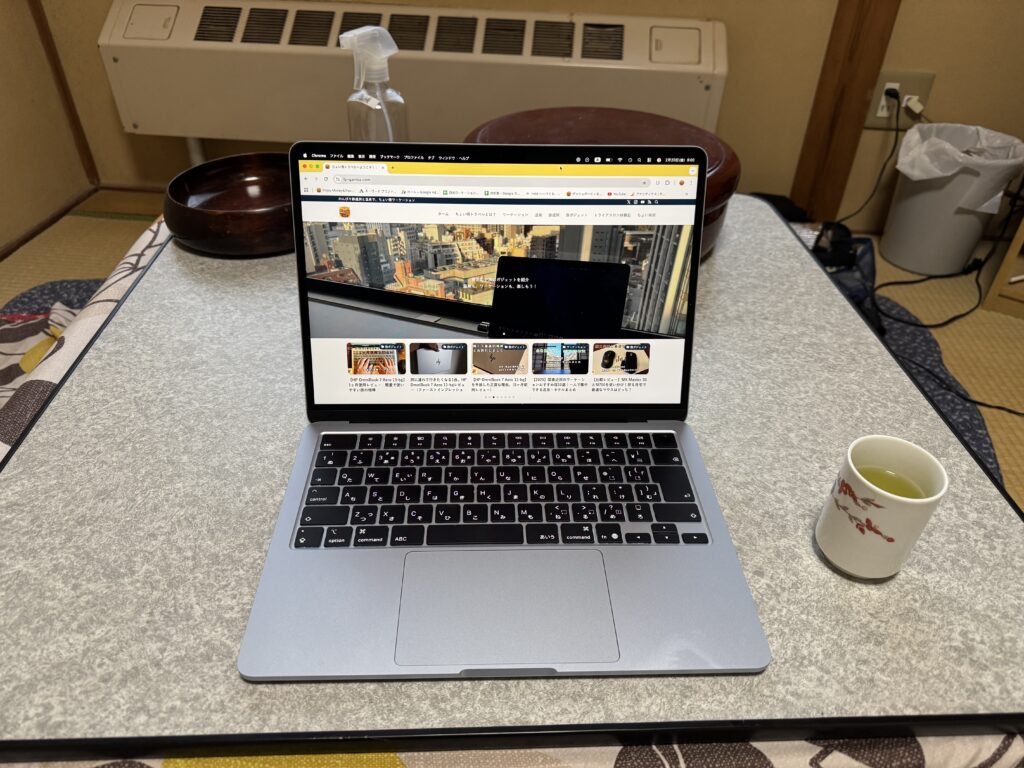 鳴子温泉　東多賀の湯　部屋PC