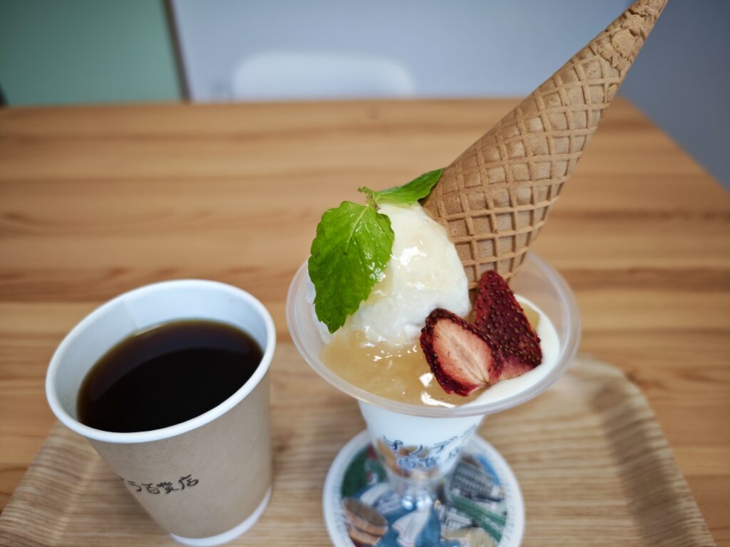 オノデラ百貨店 飯坂パフェ もも